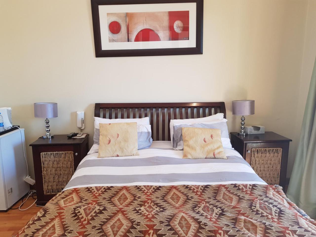 Готель Mi Casa Su Casa Randburg Екстер'єр фото
